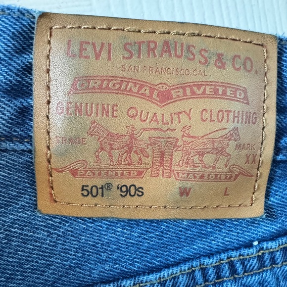 Levi’s Women’s 501 90s style straight leg jeans - Picture 2 of 7